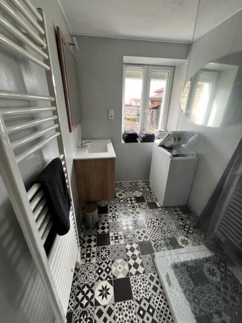 Jolie Maison De Campagne, Compostelle Soleymieux Extérieur photo