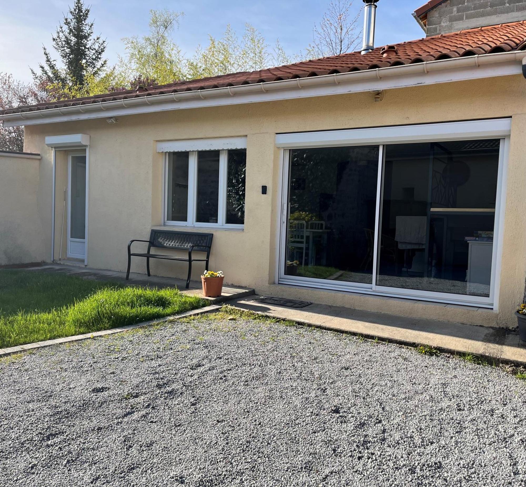 Jolie Maison De Campagne, Compostelle Soleymieux Extérieur photo